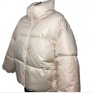 Old Navy Go-Recycled Puffer Jacket XL Cream Off-White Lightweight